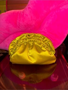 Landry yellow/green clutch